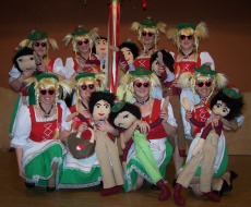 Elferratssitzung 2010 – Um den Maibaum